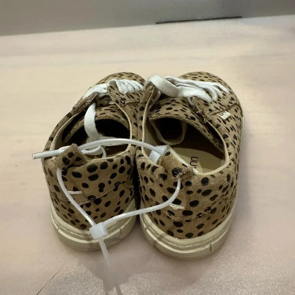 Piper Finn Kid Size 6 Leather Cheetah Low Top Sneakers (new) Display Model Pics - Picture 2 of 7